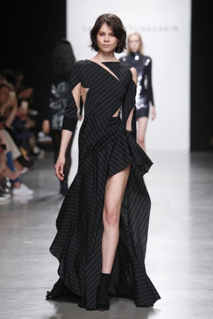 fw17_yudashkin_look_019