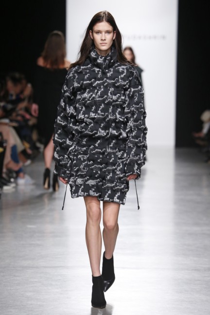 fw17_yudashkin_look_023