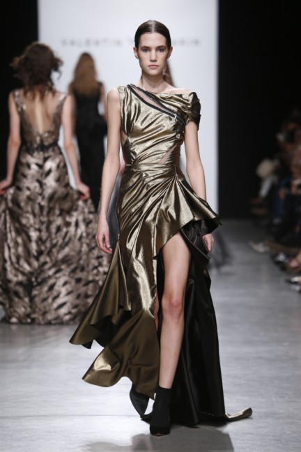 fw17_yudashkin_look_032