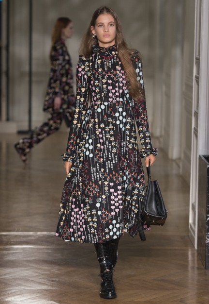 025-valentino-pap-fw1718