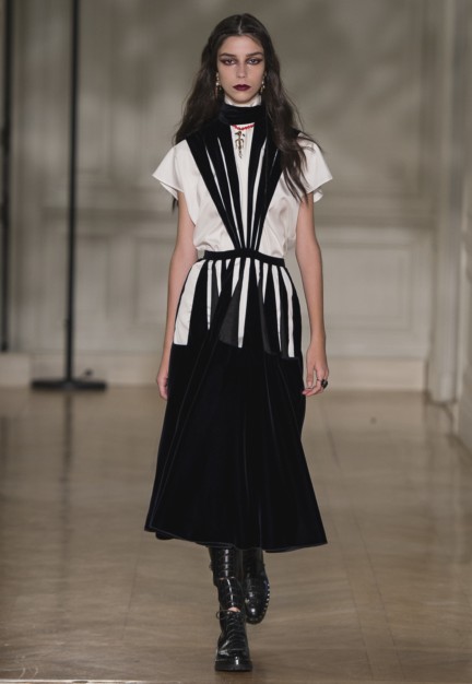 040-valentino-pap-fw1718