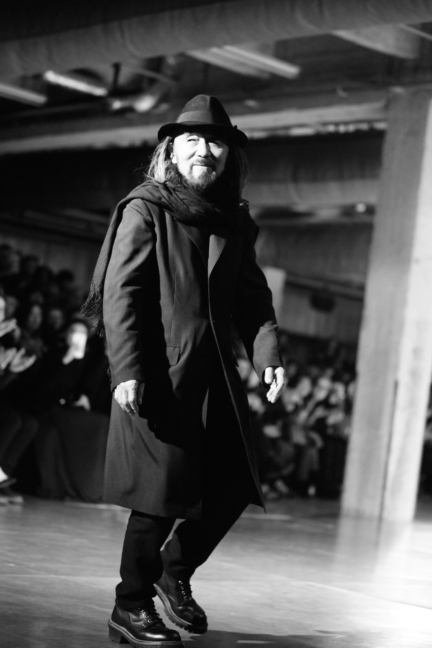 dsc_1178_yohji-yamamoto-femme-fw17_elise-toide