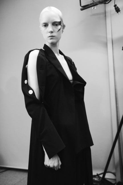 dsc_6061-yohji-yamamoto-ss18-elise-toide