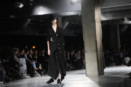 dsc_6287-yohji-yamamoto-ss18-elise-toide
