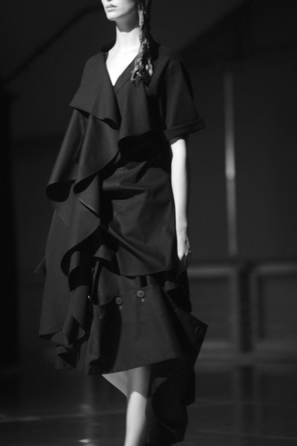 dsc_6322-yohji-yamamoto-ss18-elise-toide