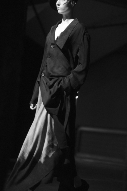 dsc_6381-yohji-yamamoto-ss18-elise-toide
