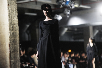 dsc_6389-yohji-yamamoto-ss18-elise-toide