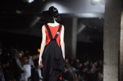 dsc_6531-yohji-yamamoto-ss18-elise-toide