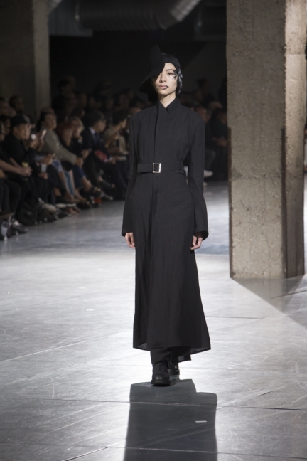 yyf-ss18-look-39-kuyuri-photo-by-monica-feudi