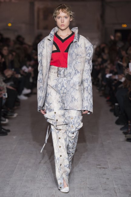 y_project_fallwinter2016_look_16