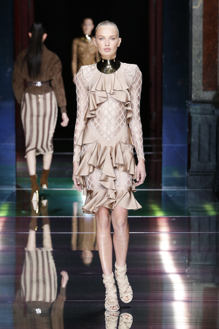 balmain_women_ss16_look_26