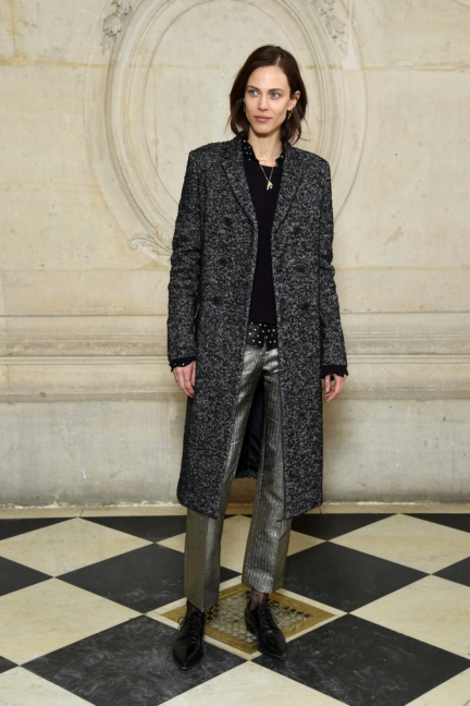 dior_autumn-winter-2018-2019_aymeline-valade