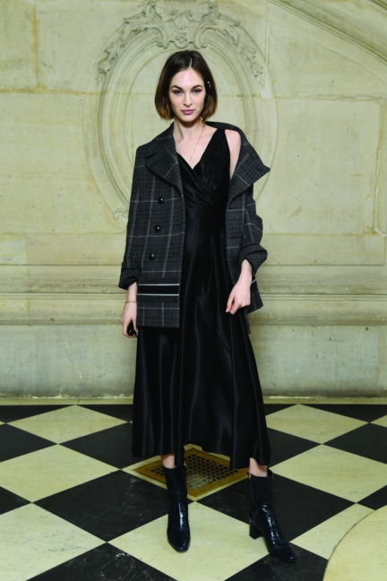 dior_autumn-winter-2018-2019_laura-love