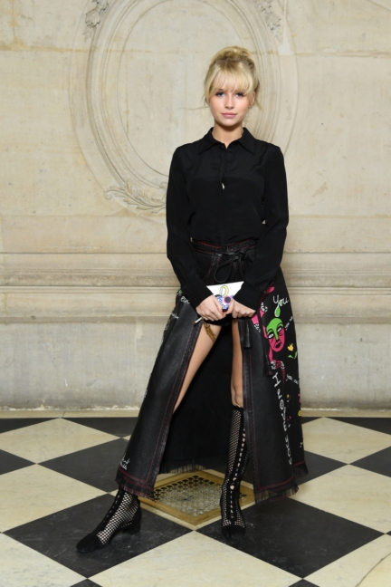 dior_autumn-winter-2018-2019_lottie-moss