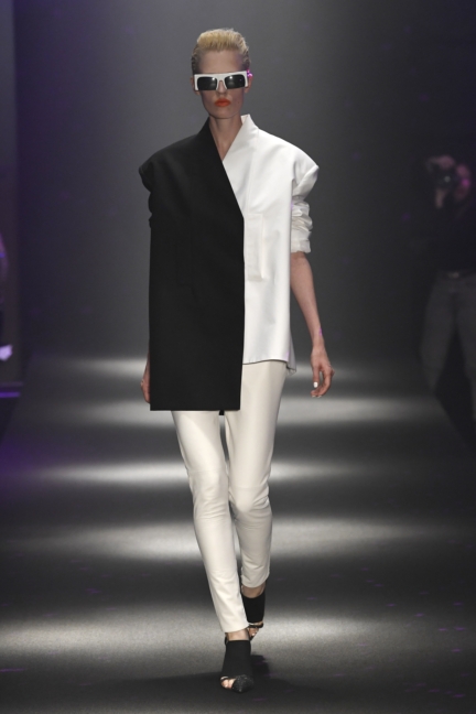 guy-laroche-ss19-look-1-a