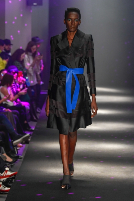 guy-laroche-ss19-look-21-a