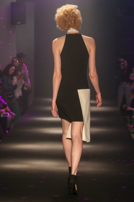guy-laroche-ss19-look-5-back
