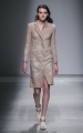 rahul-mishra-paris-fashion-week-autumn-winter-2015-10