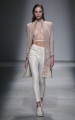 rahul-mishra-paris-fashion-week-autumn-winter-2015-11