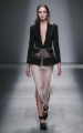 rahul-mishra-paris-fashion-week-autumn-winter-2015-13
