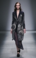 rahul-mishra-paris-fashion-week-autumn-winter-2015-15