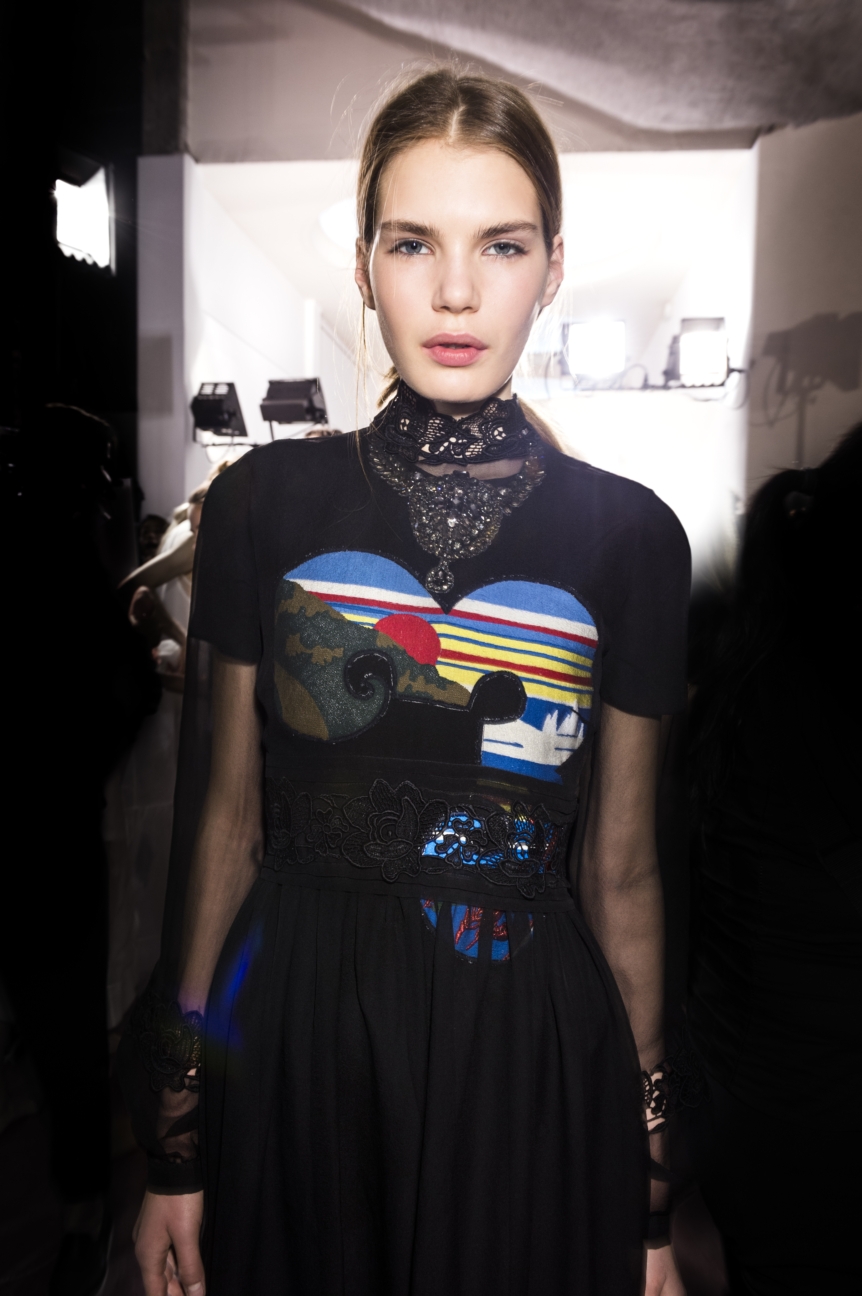 rochas-spring-summer-16-bakcstage-7