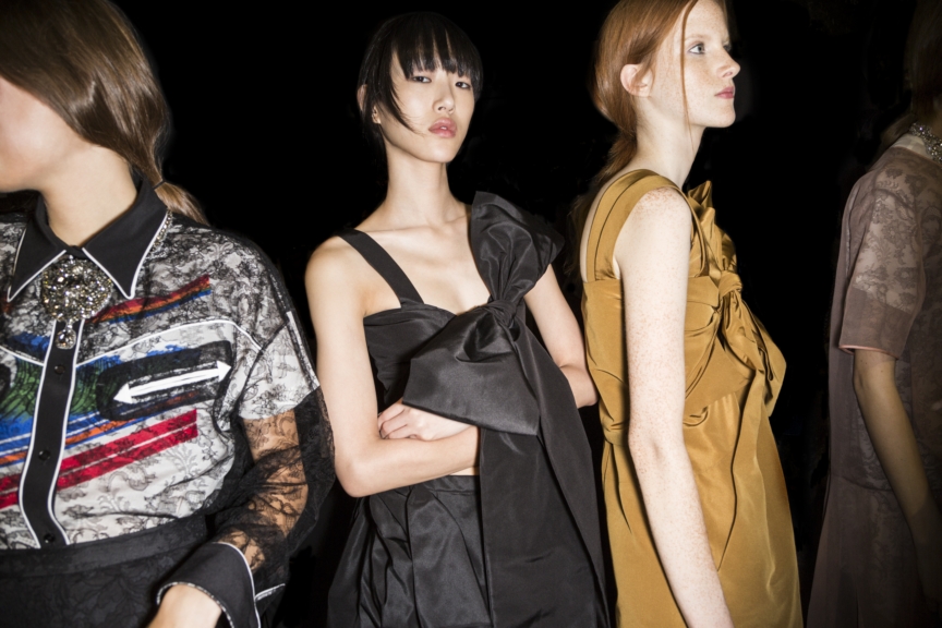 rochas-spring-summer-16-bakcstage-8