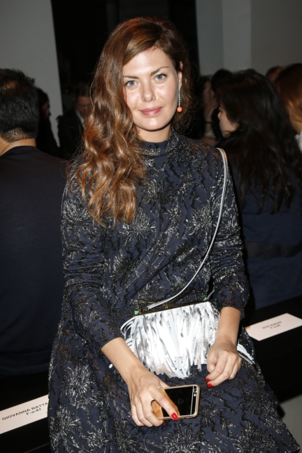 rochas_summer2016_front_row_16