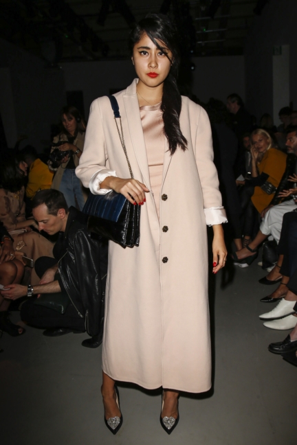 rochas_summer2016_front_row_28