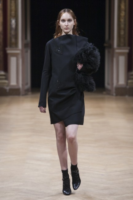sharon-wauchob-rtw-fw14-paris-8186