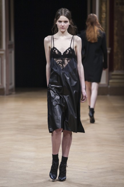 sharon-wauchob-rtw-fw14-paris-8196