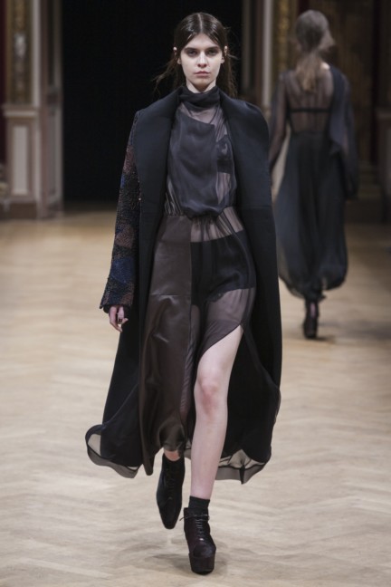sharon-wauchob-rtw-fw14-paris-8273