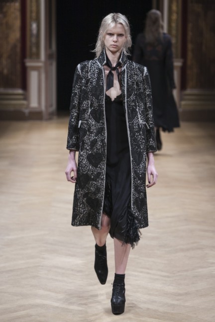 sharon-wauchob-rtw-fw14-paris-8283