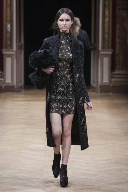 sharon-wauchob-rtw-fw14-paris-8445