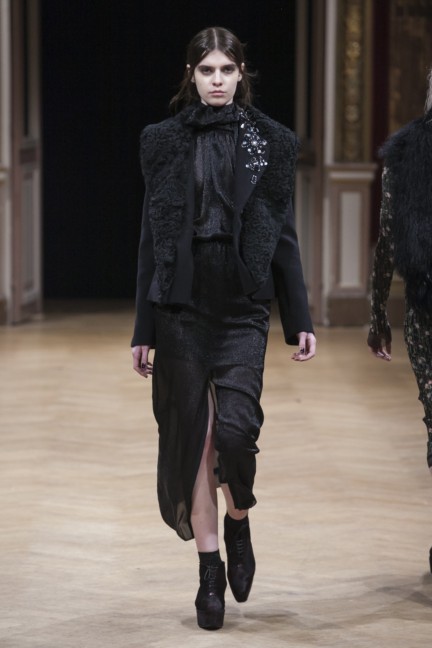 sharon-wauchob-rtw-fw14-paris-8465