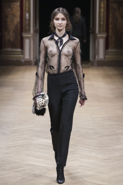 sharon-wauchob-rtw-fw14-paris-8480