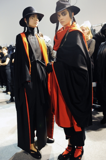 ldsc_5834_yohji-yamamoto-femme_aw1516_elise-toide