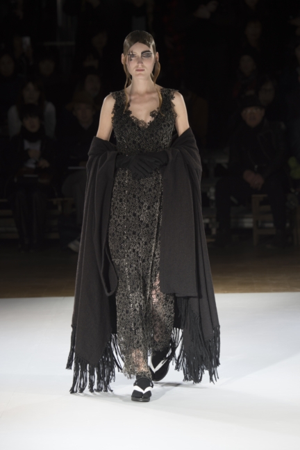 yyf-aw15_16-look-29-_-photo-by-monica-feudi