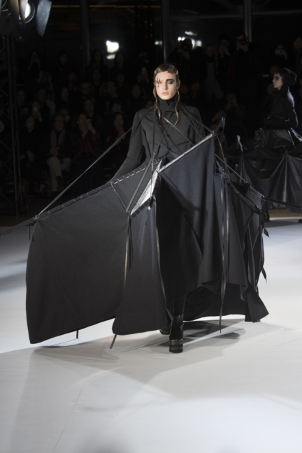 yyf-aw15_16-look-33-_-photo-by-monica-feudi