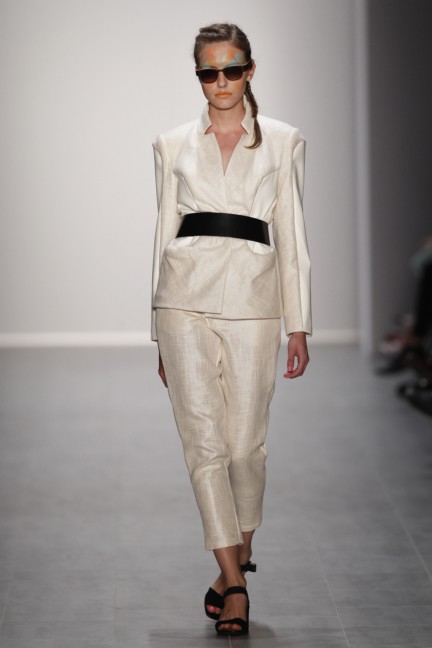 rebekka-ruetz-mercedes-benz-fashion-week-berlin-spring-summer-2015-13