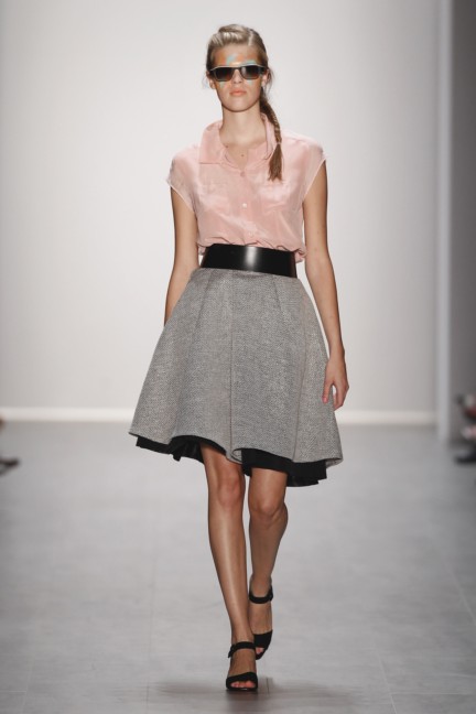 rebekka-ruetz-mercedes-benz-fashion-week-berlin-spring-summer-2015-15