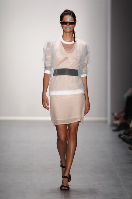 rebekka-ruetz-mercedes-benz-fashion-week-berlin-spring-summer-2015-16