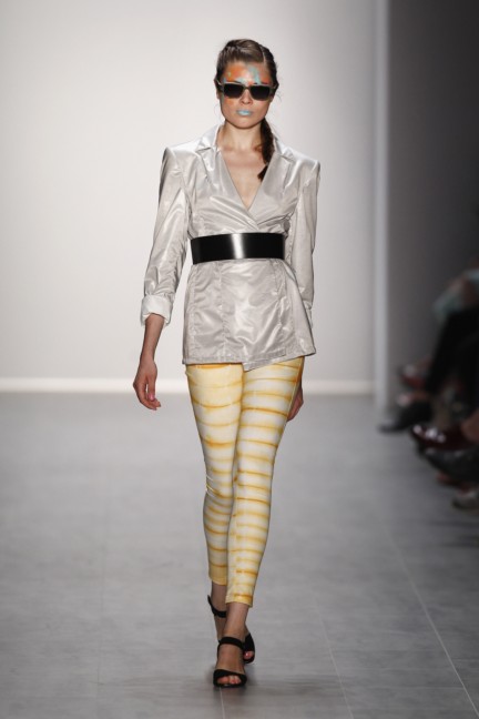 rebekka-ruetz-mercedes-benz-fashion-week-berlin-spring-summer-2015-22