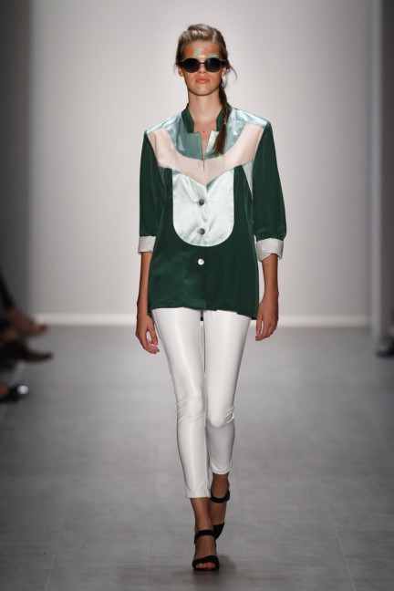 rebekka-ruetz-mercedes-benz-fashion-week-berlin-spring-summer-2015-27