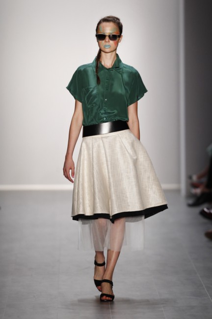 rebekka-ruetz-mercedes-benz-fashion-week-berlin-spring-summer-2015-29