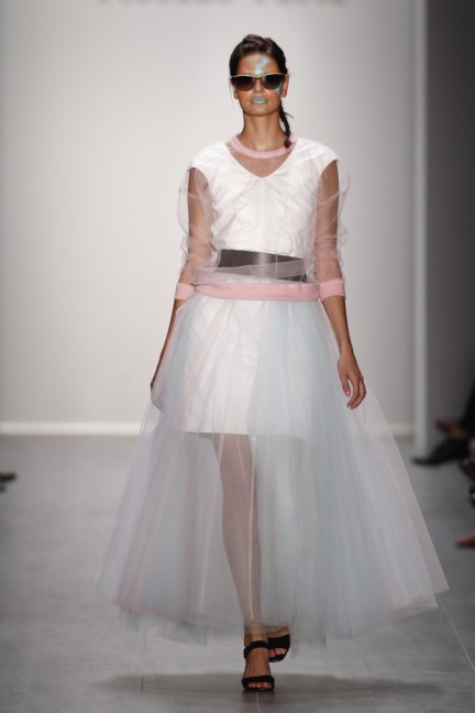 rebekka-ruetz-mercedes-benz-fashion-week-berlin-spring-summer-2015-4