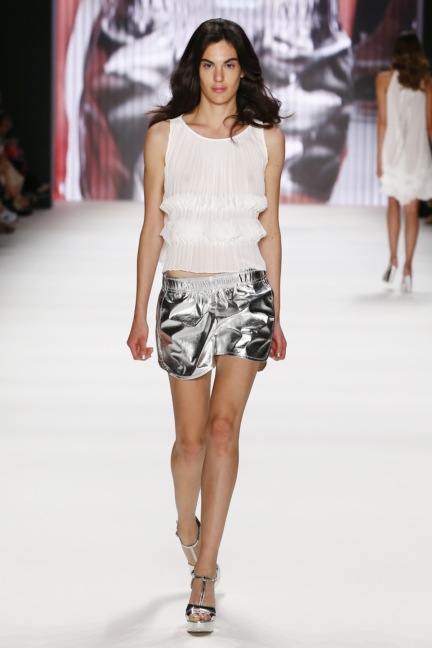 ss-2017_fashion-week-berlin_de_0017_riani_65485