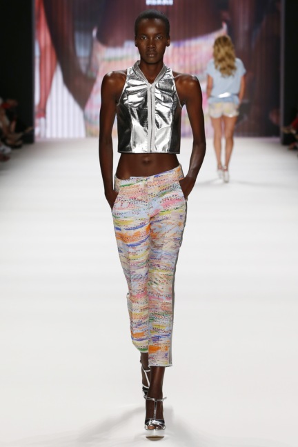 ss-2017_fashion-week-berlin_de_0026_riani_65476
