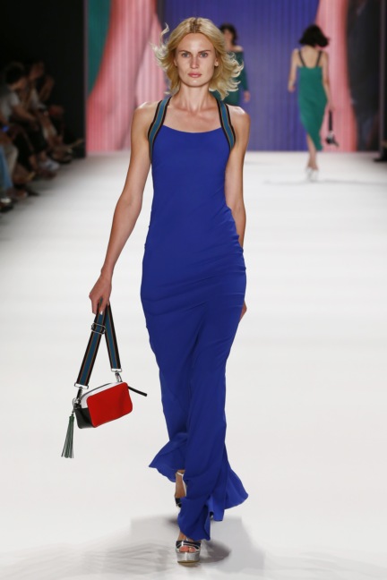 ss-2017_fashion-week-berlin_de_0031_riani_65471
