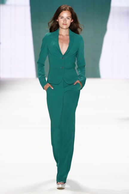 ss-2017_fashion-week-berlin_de_0044_riani_65458